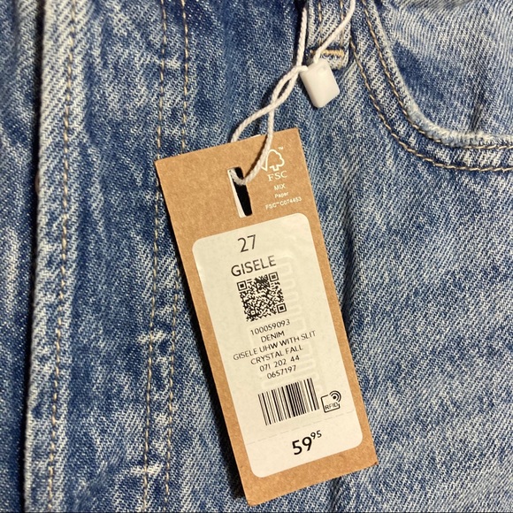 NWT high-rise Gisele jeans w/ankle slits- Dynamite - Picture 8 of 10